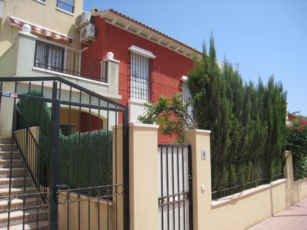 Bungalow Altos De La Bahia Torrevieja Pokoj fotografie
